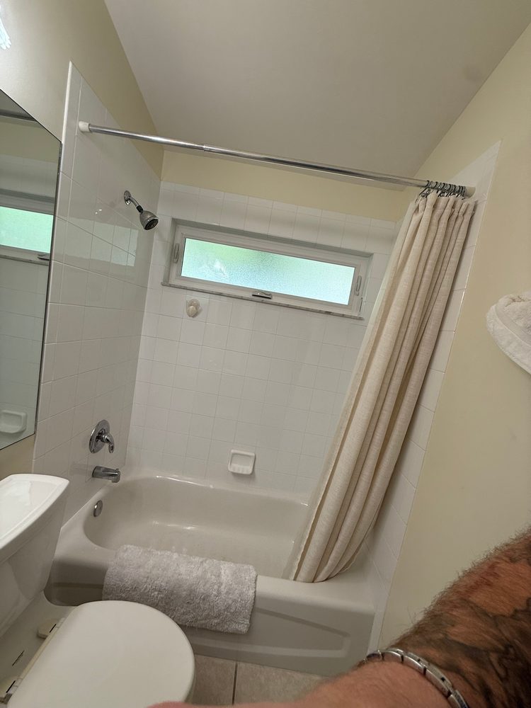 Walk-In Shower Conversion in Lehigh Acres, FL (1)
