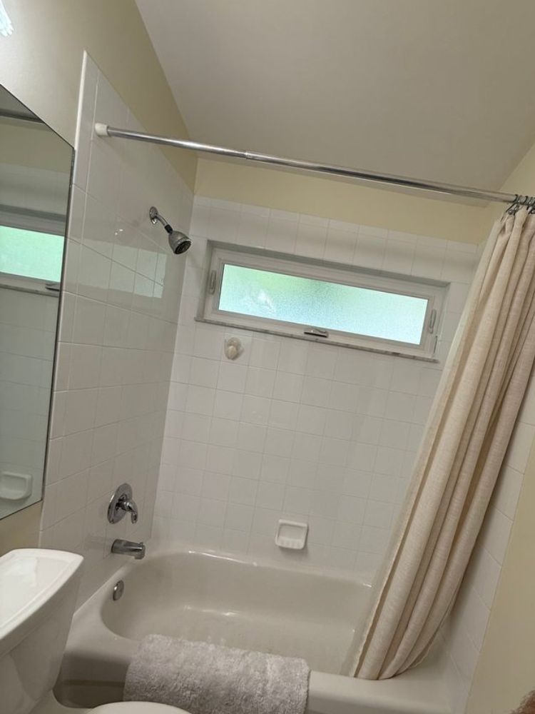 Walk-In Shower Conversion in Lehigh Acres, FL (3)