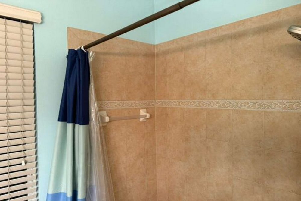 Say Goodbye to Chips & Stains The Strength of Polymer Bath Surfaces