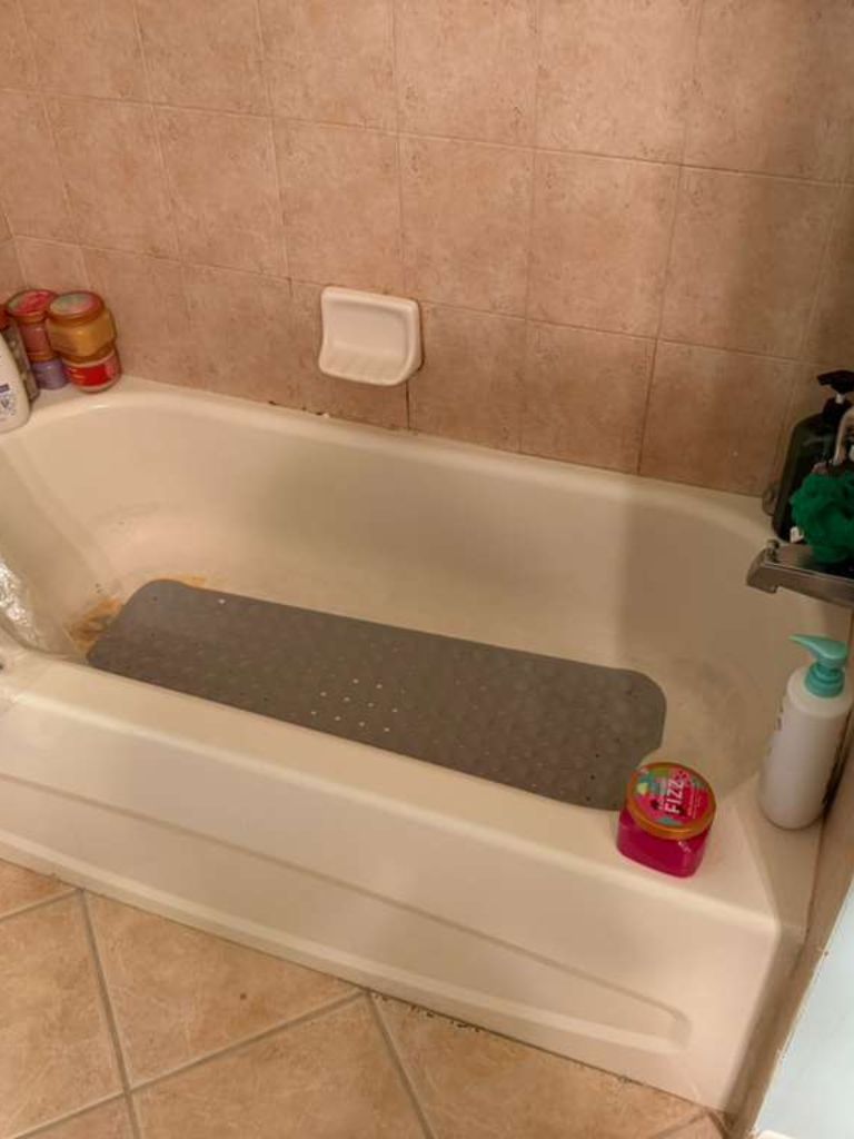 Tub-to-Shower Conversion in Fort Myers, FL (1)